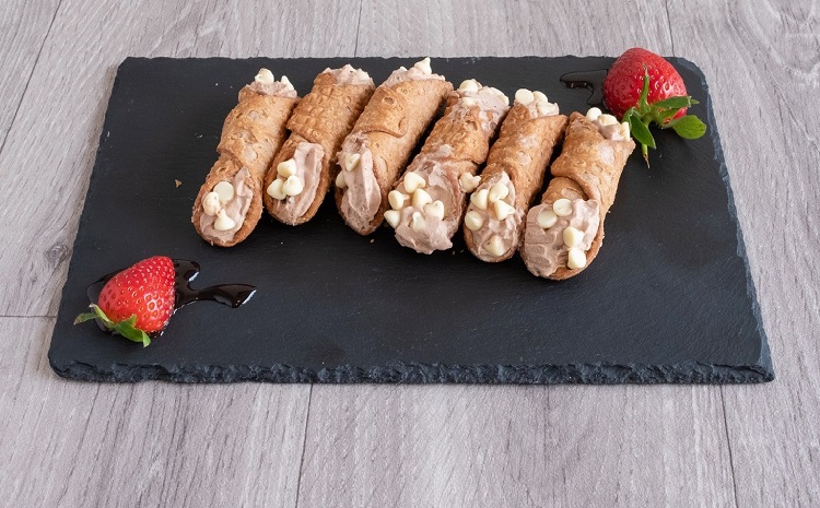 Cannoli, delicious sweet pastries